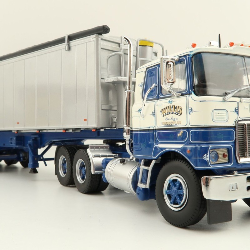 Tekno 73945 Australian Mack F700 6x4 Prime Mover with Tipper - Willis Haulage - Scale 1:50