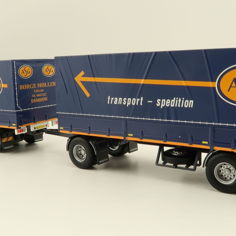 Tekno 81222 - Volvo FH12 Globetrotter Rigid Truck with Trailer Curtainside - Borge Moller ASG - Scale 1:50
