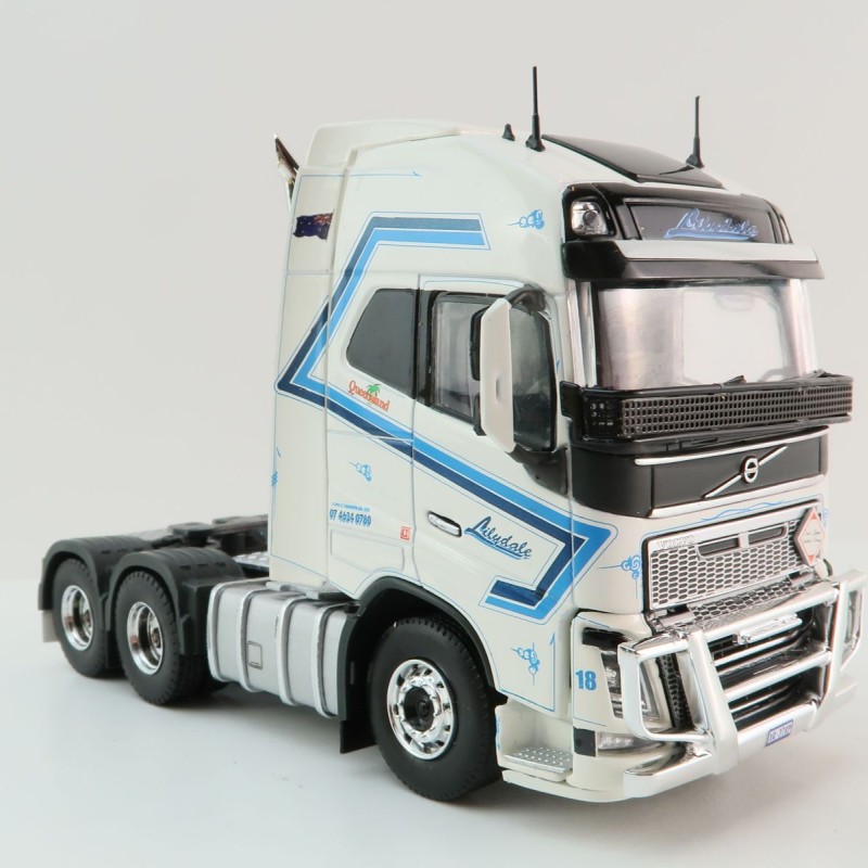 Tekno 82969 - Volvo FH04 Globetrotter XL 6x4 RHD Truck - Lilydale - Scale 1:50