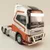 Tekno 83199 - Volvo FH04 Globetrotter XL 6x4 Down Under Silver / Red - Scale 1:50