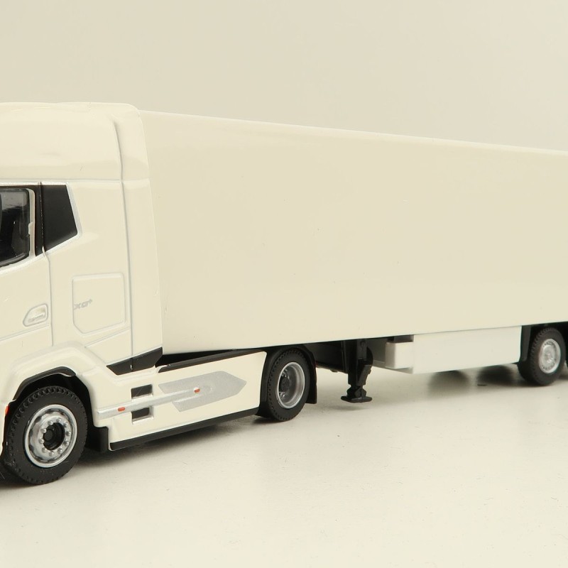 Tekno 83515 - DAF XG+ Truck with Semi 3-axle Reefer Trailer White - Scale 1:87