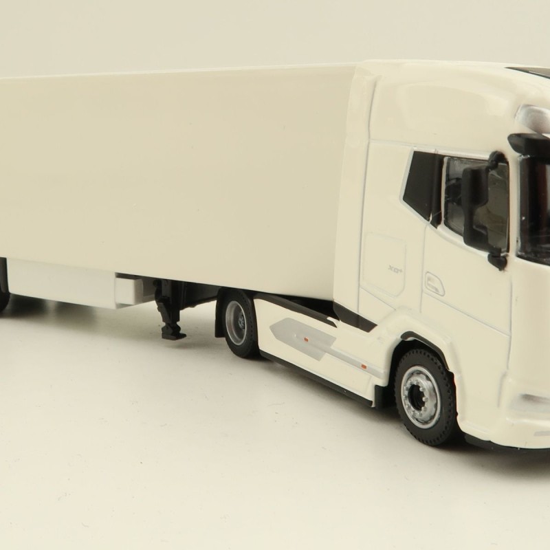 Tekno 83515 - DAF XG+ Truck with Semi 3-axle Reefer Trailer White - Scale 1:87