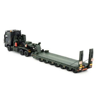 Tekno 84976 - DAF Military Tropco Pantser 6x4 Truck with 7 axle Low Loader - Scale 1:50