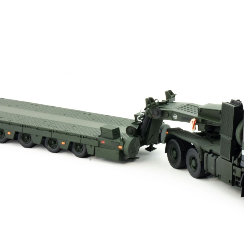 Tekno 84976 - DAF Military Tropco Pantser 6x4 Truck with 7 axle Low Loader - Scale 1:50