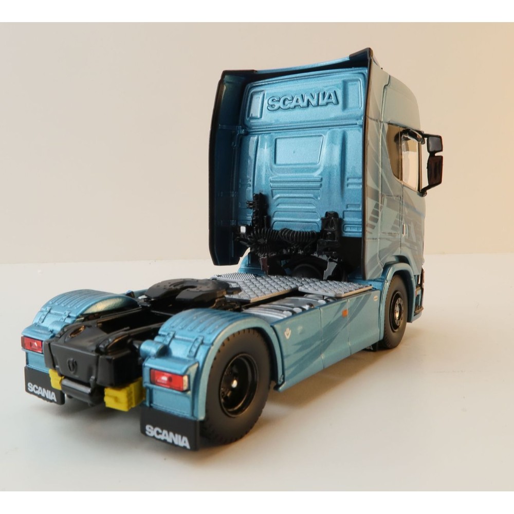 Tekno 85247-1 - Scania Next Gen Highline 770S 4x2 Truck Prime Mover - Frost - Scale 1:50