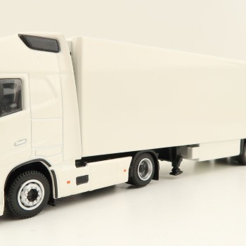 Tekno 85271 - Volvo FH05 Truck with Semi 3-axle Box trailer White - Scale 1:87
