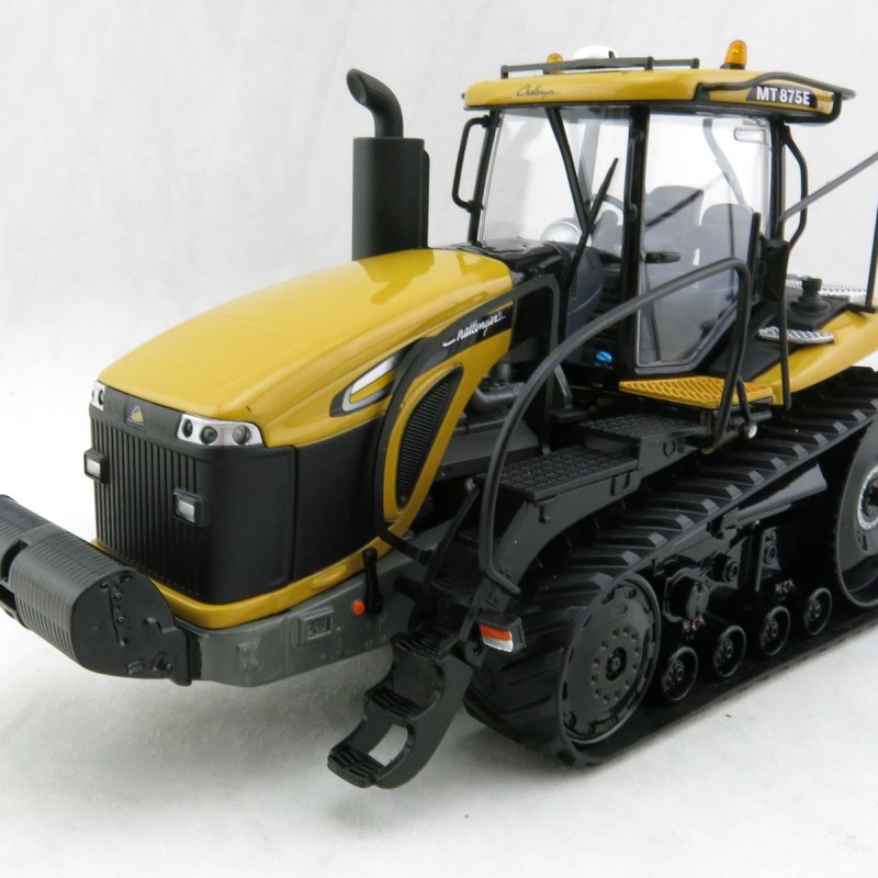 USK Scalemodels 10616 Challenger MT875E Tractor Scale 1:32