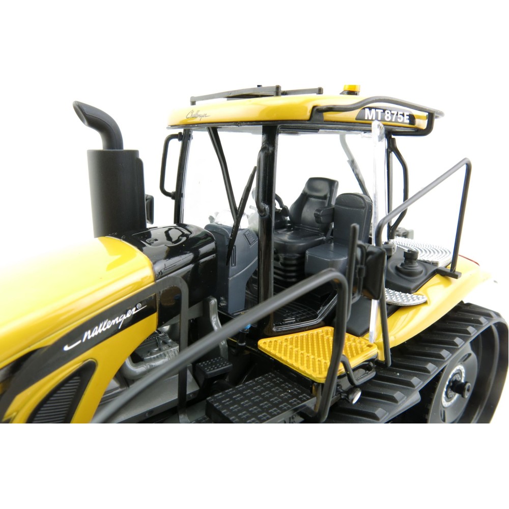 USK Scalemodels 10616 Challenger MT875E Tractor Scale 1:32