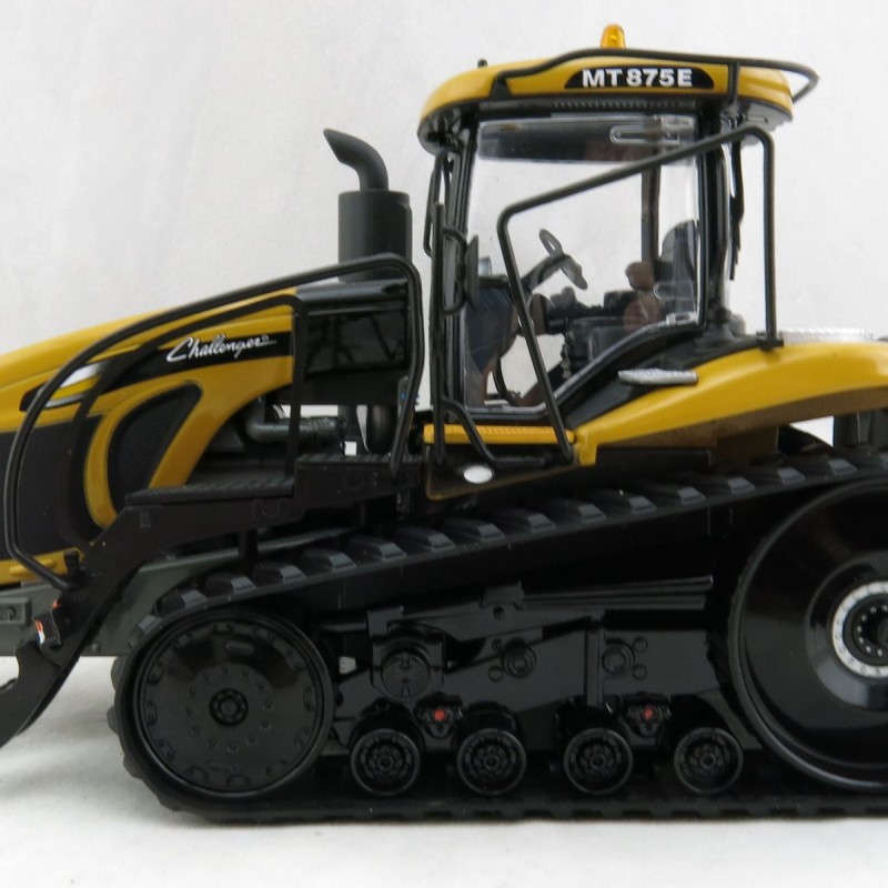 USK Scalemodels 10616 Challenger MT875E Tractor Scale 1:32