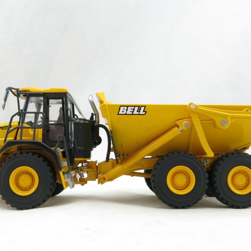 USK Scalemodels 31003 Bell B30E Articulated Dump Truck Scale 1:50