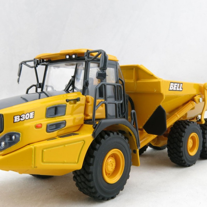 USK Scalemodels 31003 Bell B30E Articulated Dump Truck Scale 1:50