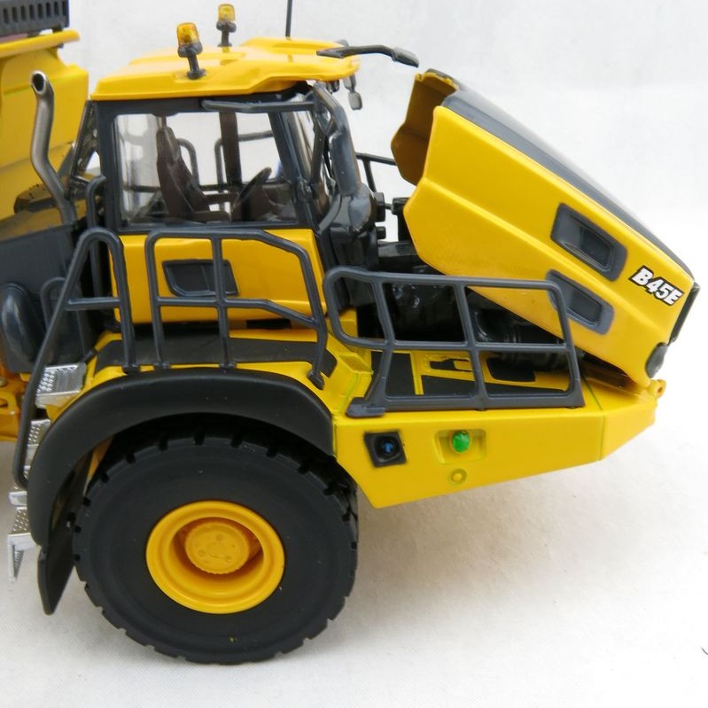USK Scalemodels 31014 Bell B45E Articulated Dump Truck Scale 1:50