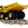 Universal Hobbies UH8009U Komatsu HD605 Mining Dump Truck Rigid 1:50