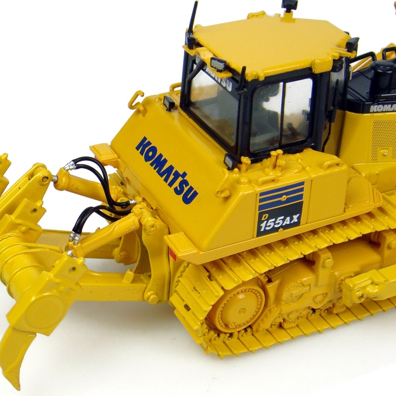 Universal Hobbies UH8010 Komatsu D155 AX-7 Tracked Dozer with Ripper 1:50