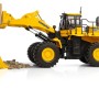 Universal Hobbies UH8153 Komatsu WA600-8 Four Wheel Loader WA600-8 Stone Handler Scale 1:50