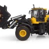 Universal Hobbies UH8165 Komatsu WA475-10 Log Grapple Wheel Loader 1:50