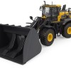 Universal Hobbies UH8171 Komatsu WA475-10 High Bump Bucket Wheel Loader 1:50 