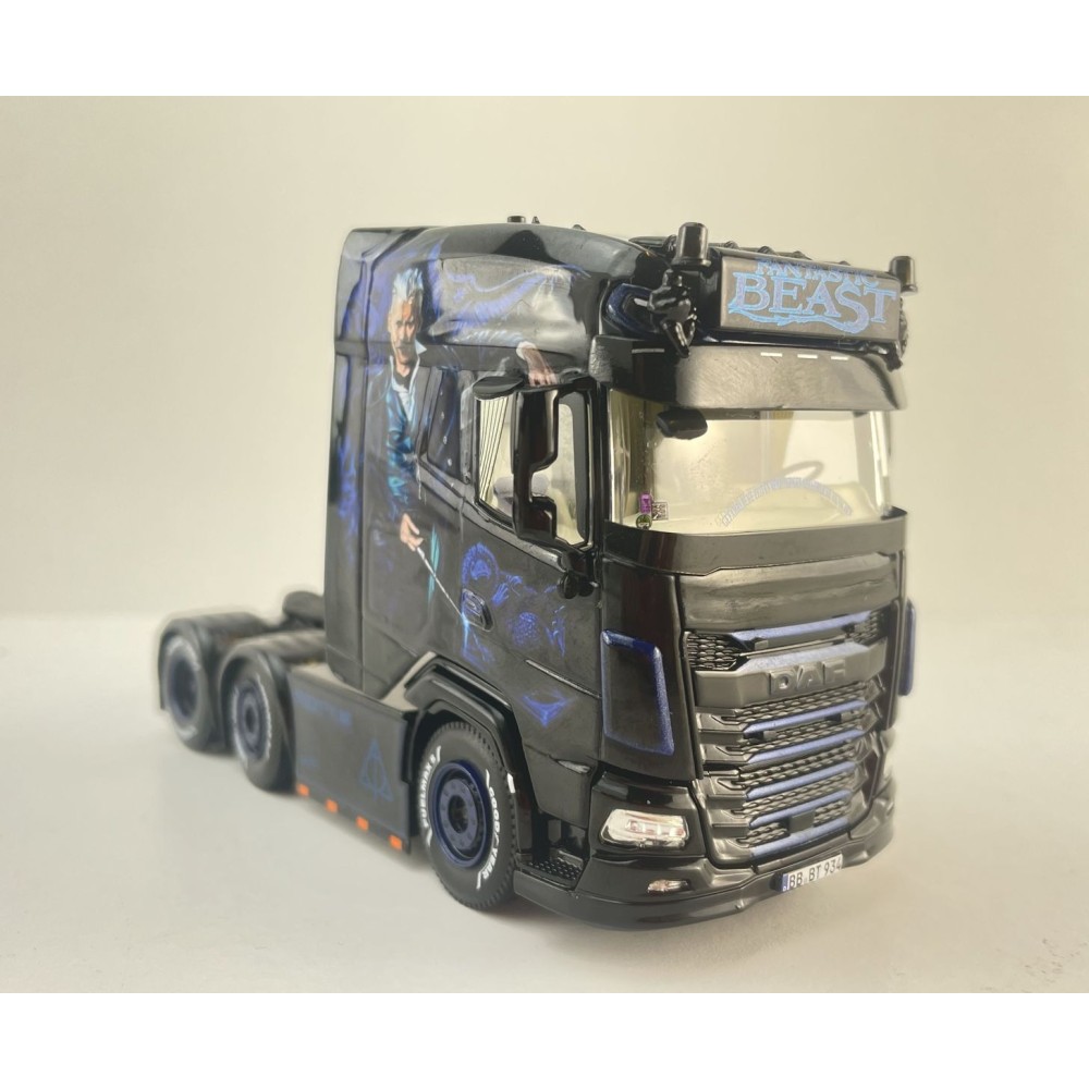 WSI 01-4713 - DAF XG+ 6x2 Twin Steer Prime Mover - Talmon Transporte  Fantastic Beasts - Scale 1:50