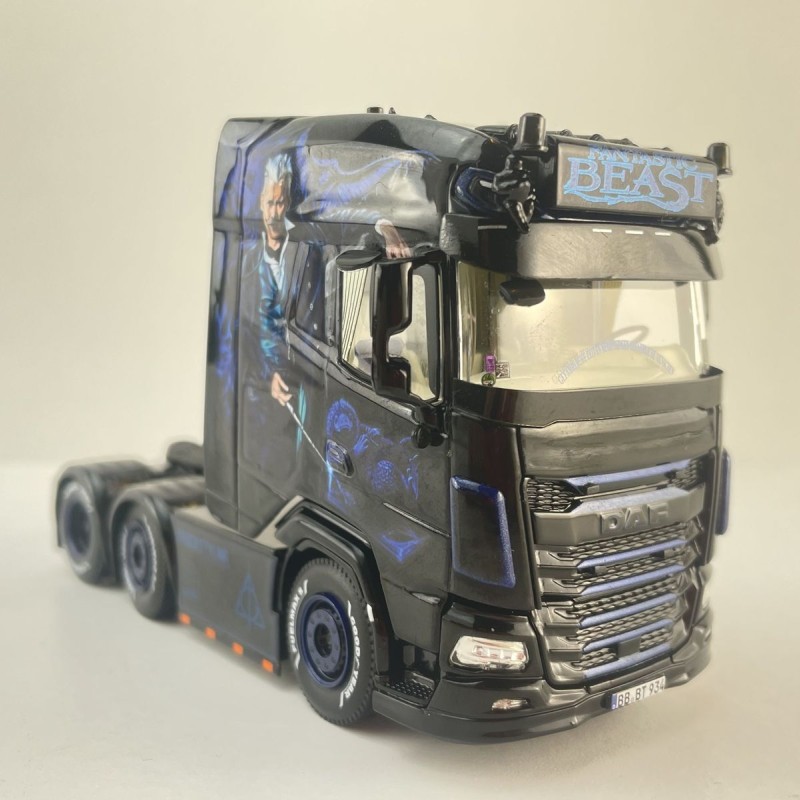 WSI 01-4713 - DAF XG+ 6x2 Twin Steer Prime Mover - Talmon Transporte  Fantastic Beasts - Scale 1:50