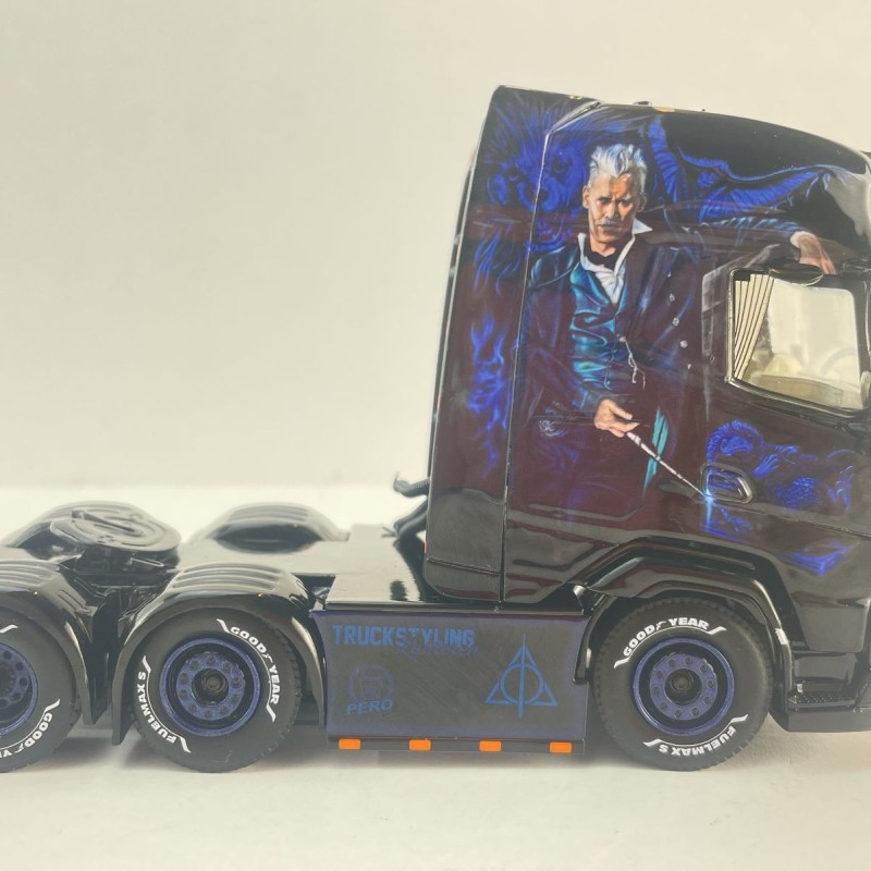 WSI 01-4713 - DAF XG+ 6x2 Twin Steer Prime Mover - Talmon Transporte  Fantastic Beasts - Scale 1:50