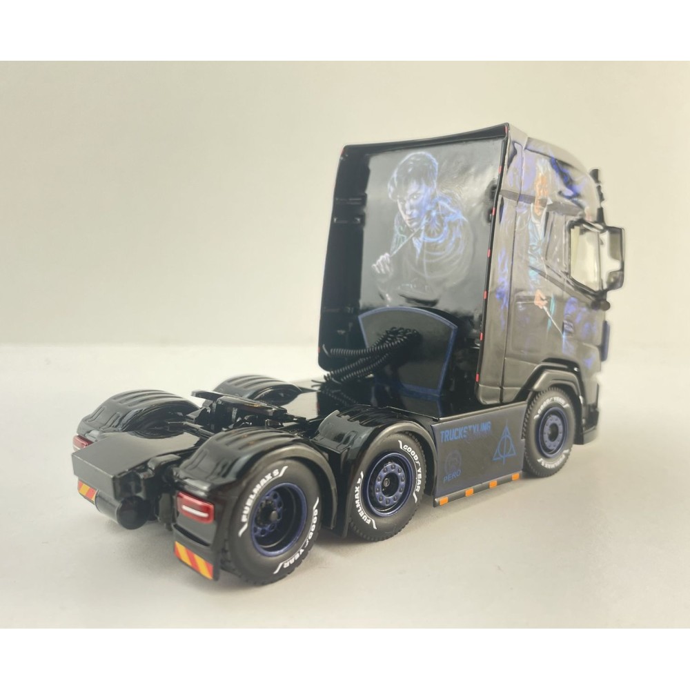 WSI 01-4713 - DAF XG+ 6x2 Twin Steer Prime Mover - Talmon Transporte  Fantastic Beasts - Scale 1:50