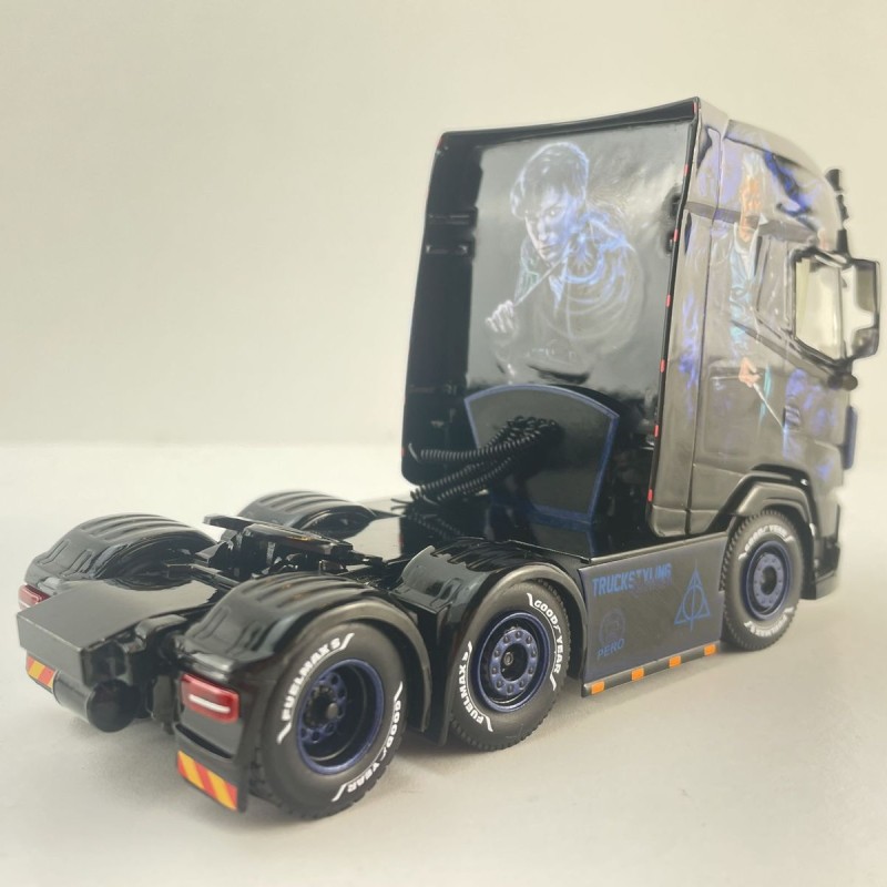 WSI 01-4713 - DAF XG+ 6x2 Twin Steer Prime Mover - Talmon Transporte  Fantastic Beasts - Scale 1:50