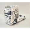 WSI 01-4830 - Volvo FH4 Globetrotter 4x2 Truck - Tantai - Bruce Lee - Scale 1:50