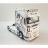 WSI 01-4830 - Volvo FH4 Globetrotter 4x2 Truck - Tantai - Bruce Lee - Scale 1:50