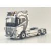WSI 01-4963 - Volvo FH5 Globetrotter XL 6x2 Tag Axle Prime Mover - Tank Cargo - Scale 1:50