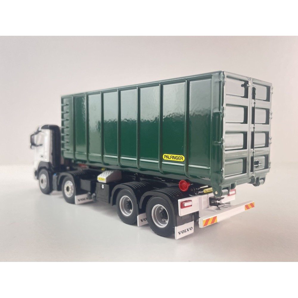 WSI 02-2428 - Volvo FM4 8x4 Day Cab RH Drive Hook Lift Container Truck Palfinger - Scale 1:50