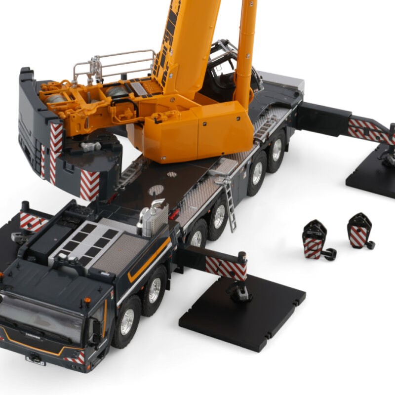 WSI 54-2017 Liebherr LTM 1300-6.4 LICCON3 Mobile Crane with JIB - Scale 1:50