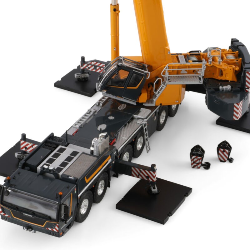 WSI 54-2017 Liebherr LTM 1300-6.4 LICCON3 Mobile Crane with JIB - Scale 1:50