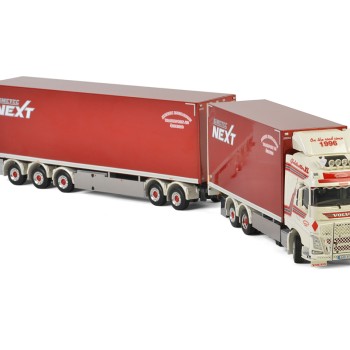WSI 01-2205 VOLVO FH4 GLOBETROTTER XL 6x2 RIGED BOX CURTAIN REFRIGERATED TRUCK SWEDEN COMBO Jimmie Karlsson - 1:50