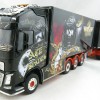 WSI 01-2336 VOLVO FH4 GLOBETROTTER XL 8x4 RIGED BOX TRUCK SWEDEN COMBO Kuljetus JP Mäkelä Oy - 1:50