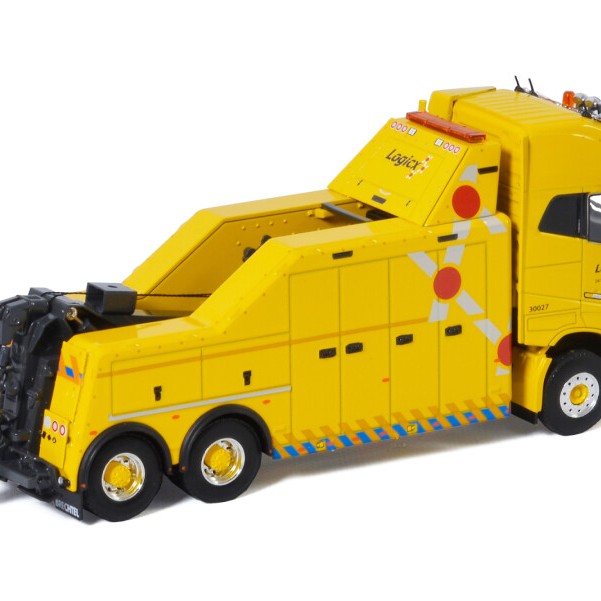 WSI 01-3465 Volvo FH4 Globetrotter 6x2 Falkom Wrecker Truck - Logicx - Scale 1:50