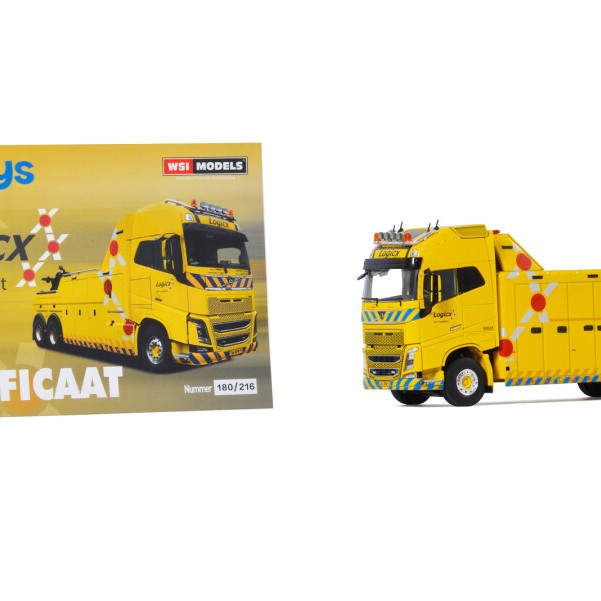 WSI 01-3465 Volvo FH4 Globetrotter 6x2 Falkom Wrecker Truck - Logicx - Scale 1:50