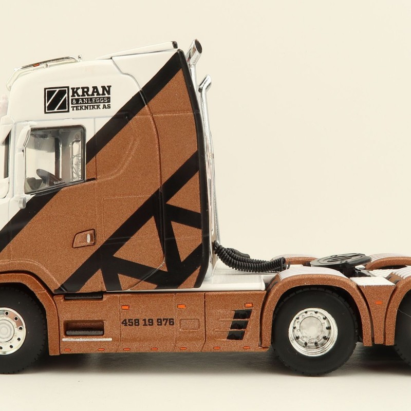 WSI 01-3582 Vlastuin Torpedo 6x2 Truck Prime Mover - Kran & Anleggsteknikk - Scale 1:50