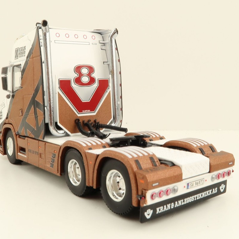 WSI 01-3582 Vlastuin Torpedo 6x2 Truck Prime Mover - Kran & Anleggsteknikk - Scale 1:50