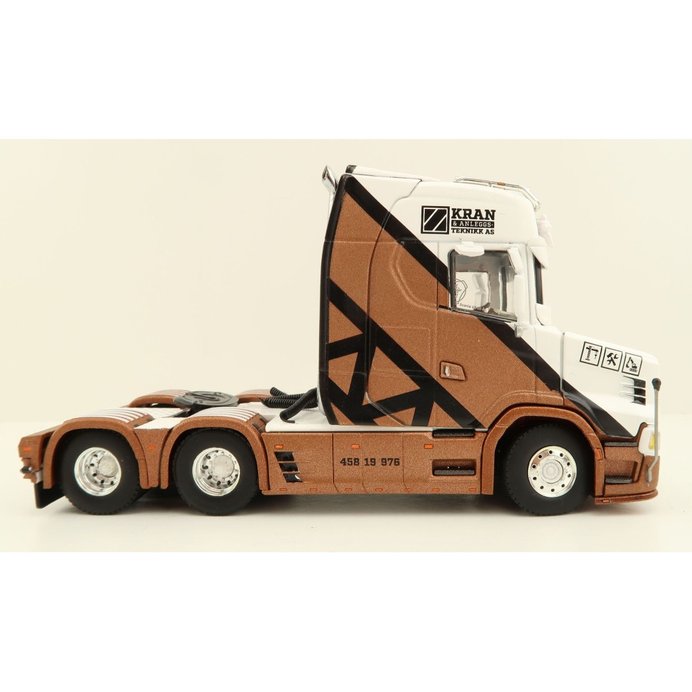 WSI 01-3582 Vlastuin Torpedo 6x2 Truck Prime Mover - Kran & Anleggsteknikk - Scale 1:50