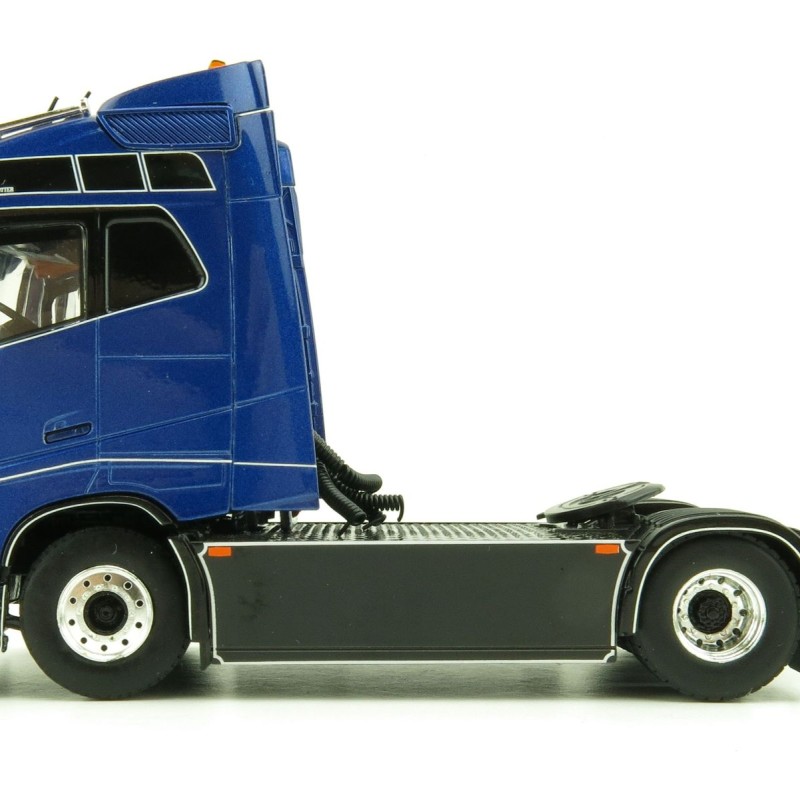 WSI 01-3590 Volvo FH4 Globetrotter 4x2 Truck Gebr. Geelhoed BV - Scale 1:50