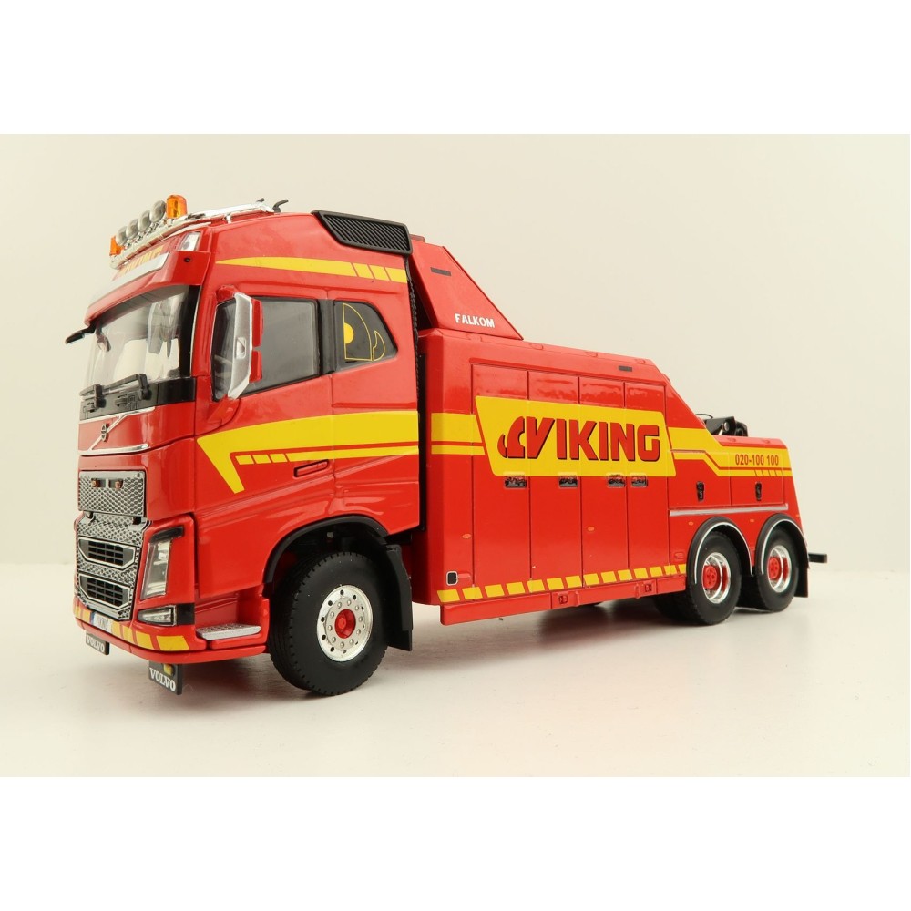 WSI 01-3708 Volvo FH4 Globetrotter 6x2 Falkom Wrecker Truck - Viking - Scale 1:50