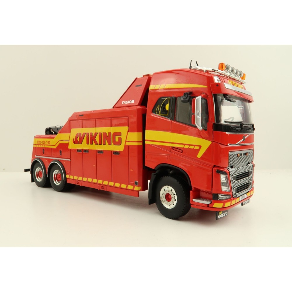 WSI 01-3708 Volvo FH4 Globetrotter 6x2 Falkom Wrecker Truck - Viking - Scale 1:50