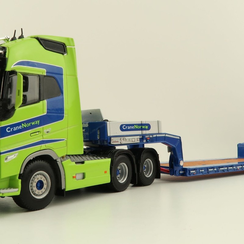 WSI 01-3752 Volvo FH5 Globetrotter XL 6X2 Tag Axle Truck 2 Axle Low Loader - Nordic Crane - Scale 1:50