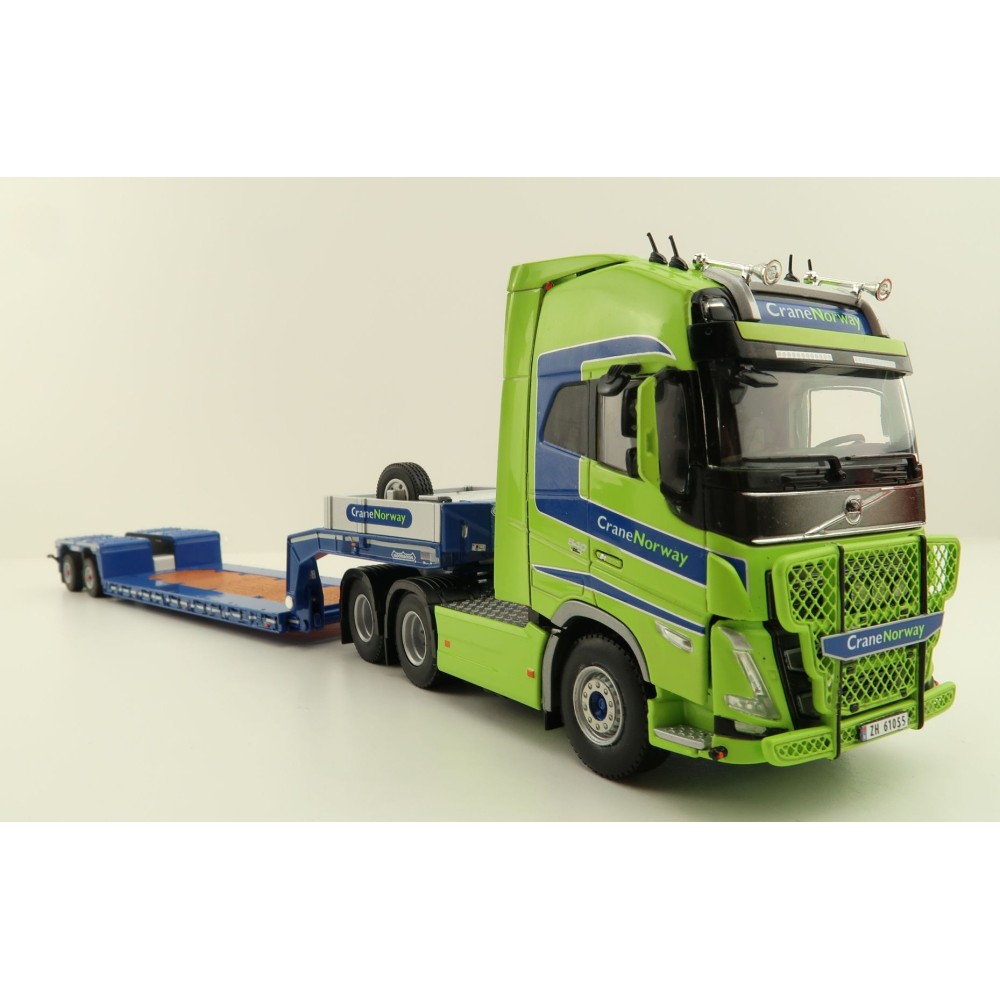 WSI 01-3752 Volvo FH5 Globetrotter XL 6X2 Tag Axle Truck 2 Axle Low Loader - Nordic Crane - Scale 1:50
