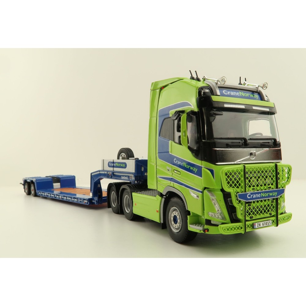 WSI 01-3752 Volvo FH5 Globetrotter XL 6X2 Tag Axle Truck 2 Axle Low Loader - Nordic Crane - Scale 1:50