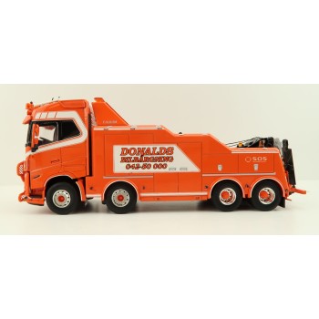 WSI 01-3872 Volvo FH5 Globetrotter XL 8x4 Falkom Wrecker Truck - Donald's Bilbargning - Scale 1:50