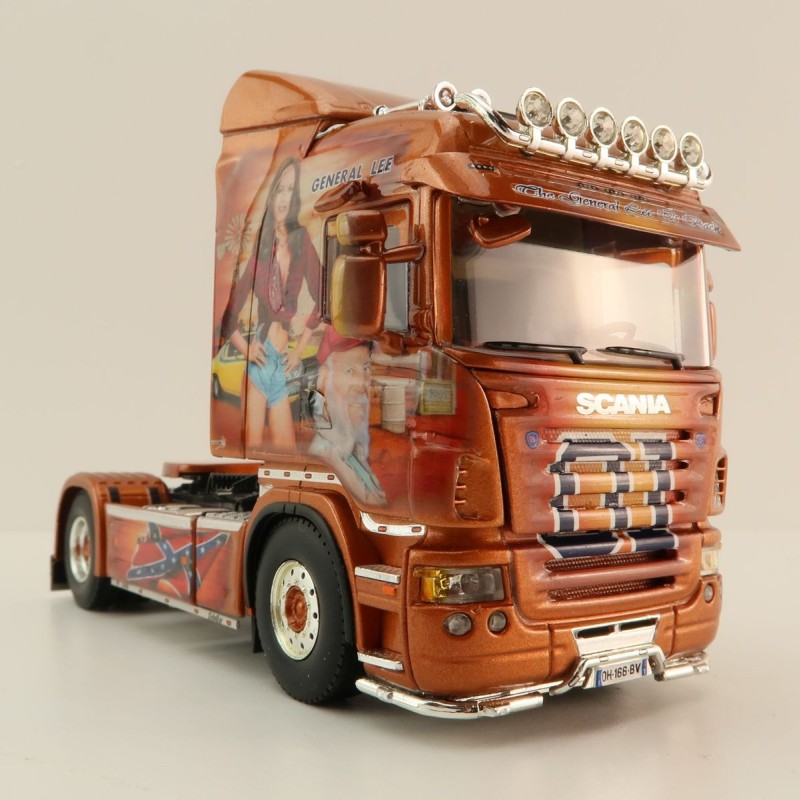 WSI 01-3925 Scania R5 Highline 4x2 Truck Transport TMG - General Lee Dukes of Hazzard - Scale 1:50