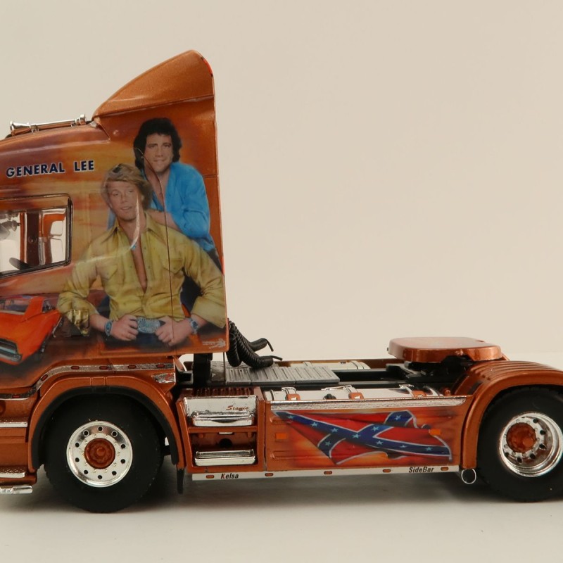 WSI 01-3925 Scania R5 Highline 4x2 Truck Transport TMG - General Lee Dukes of Hazzard - Scale 1:50