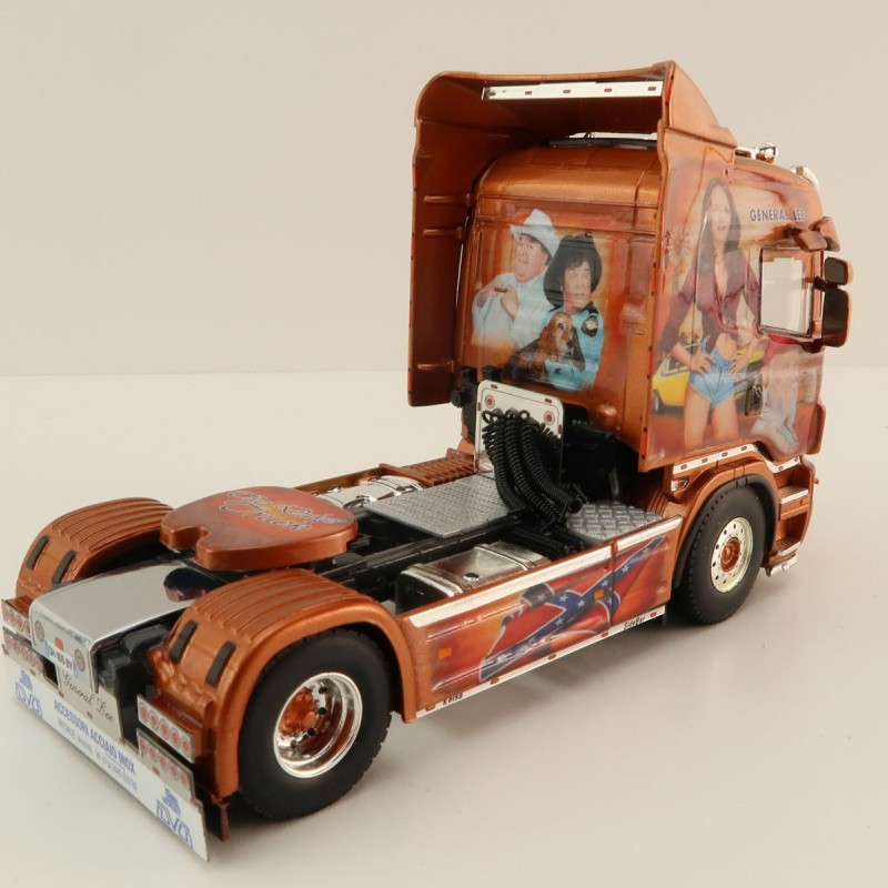 WSI 01-3925 Scania R5 Highline 4x2 Truck Transport TMG - General Lee Dukes of Hazzard - Scale 1:50