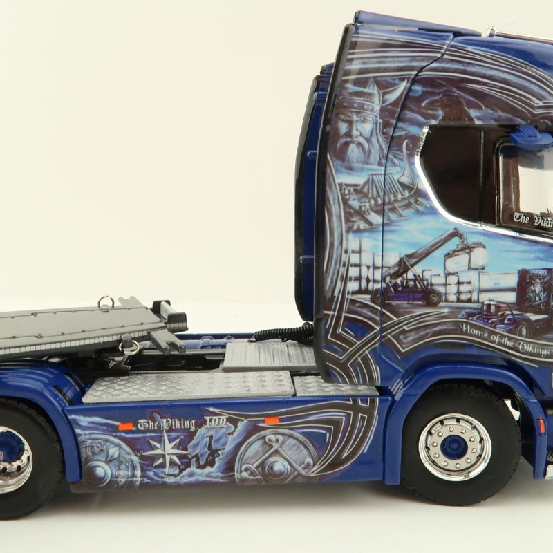 WSI 01-4000 Scania S Highline CS20H 4x2 Truck with 3-Axle Container Trailer & 20 ft Tank Container - Ingo Dinges - Scale 1:50
